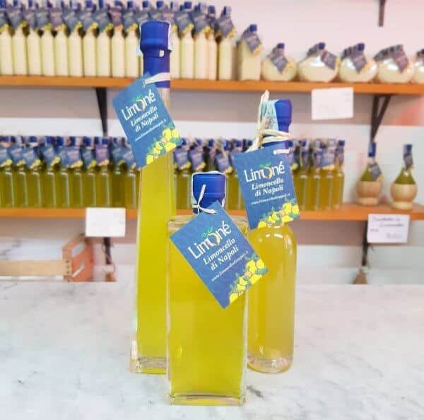 limoncello souvenir naples