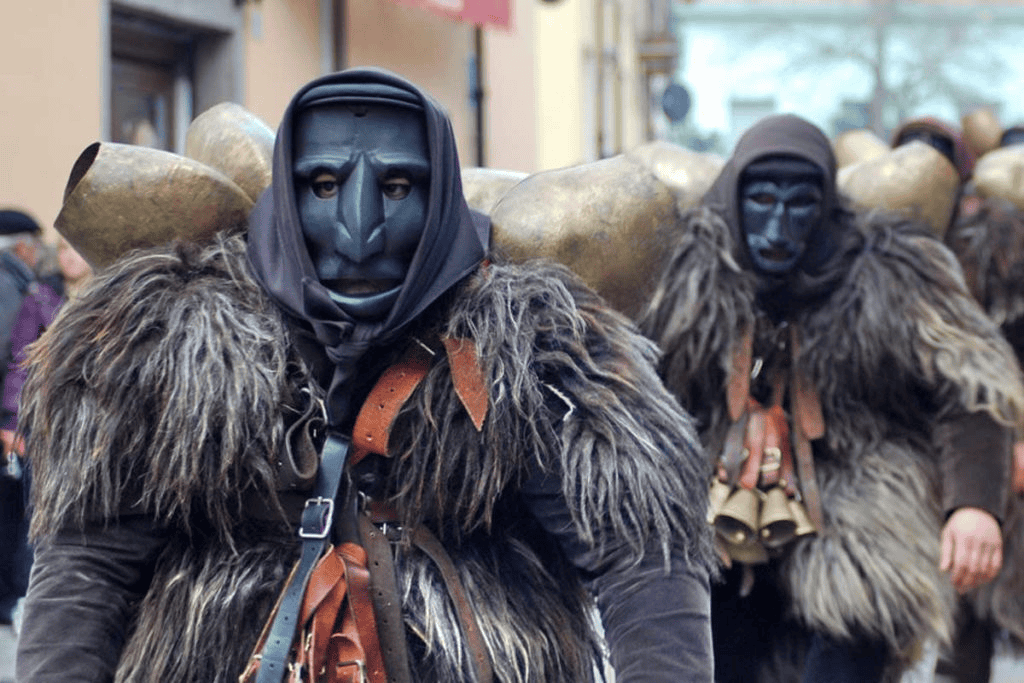 La tradition des Mamuthones