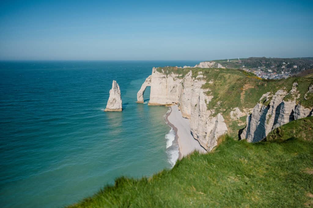 beautiful cliffs and ocean at etretat france 2026 09 25 00 20 55 utc
